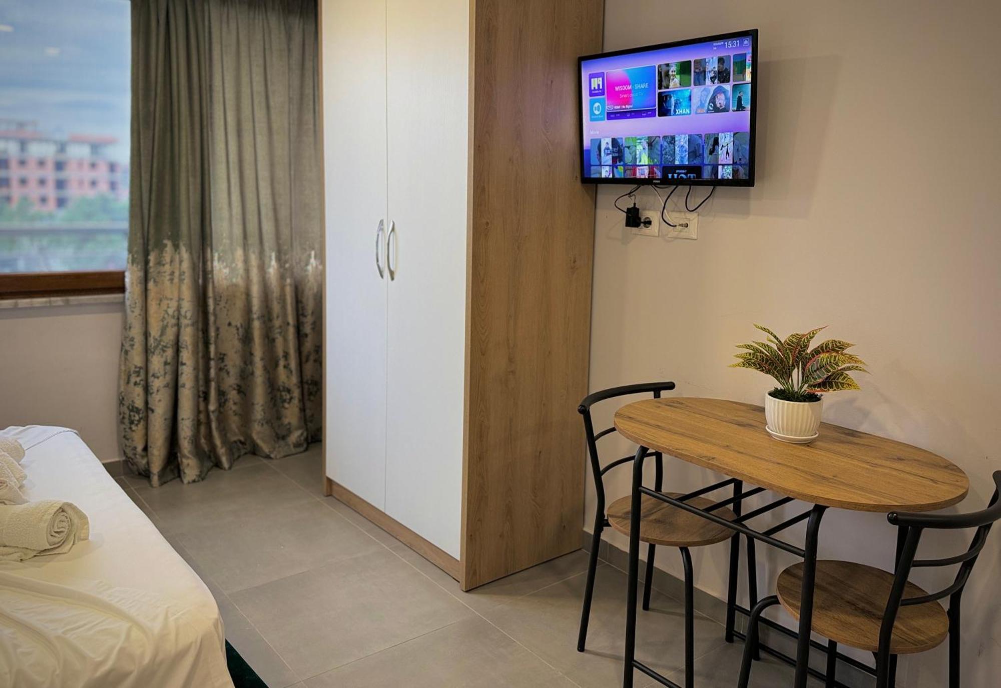 Sea View Apartments Golem  Esterno foto