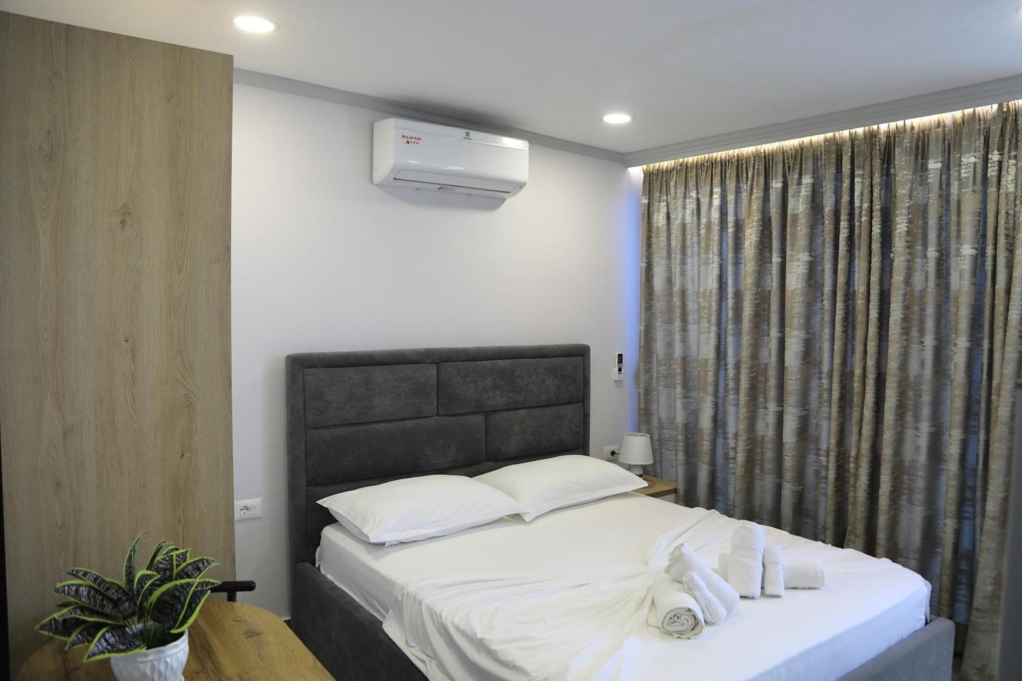 Sea View Apartments Golem  Esterno foto