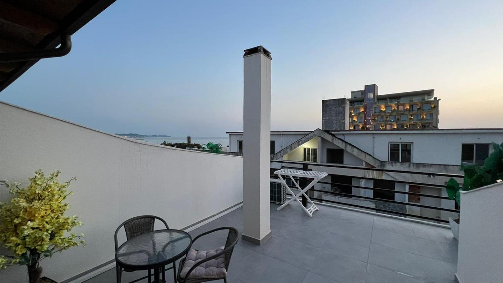 Sea View Apartments Golem  Esterno foto