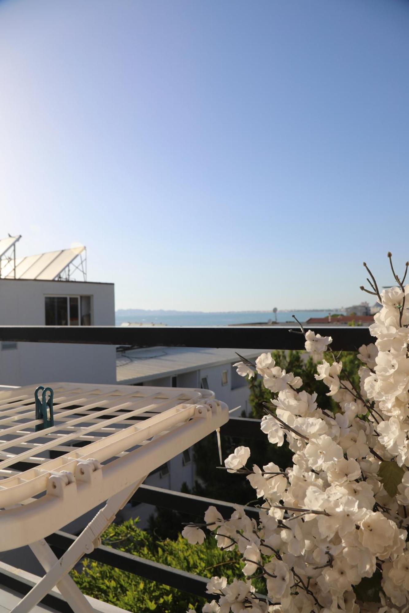 Sea View Apartments Golem  Esterno foto