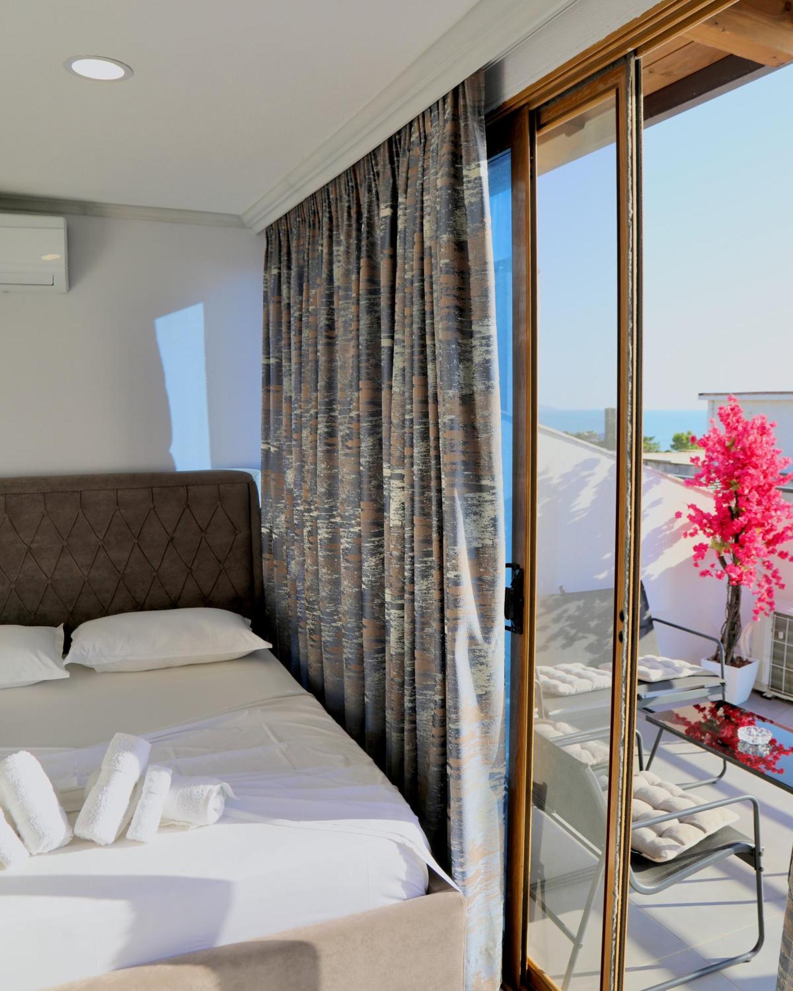 Sea View Apartments Golem  Esterno foto