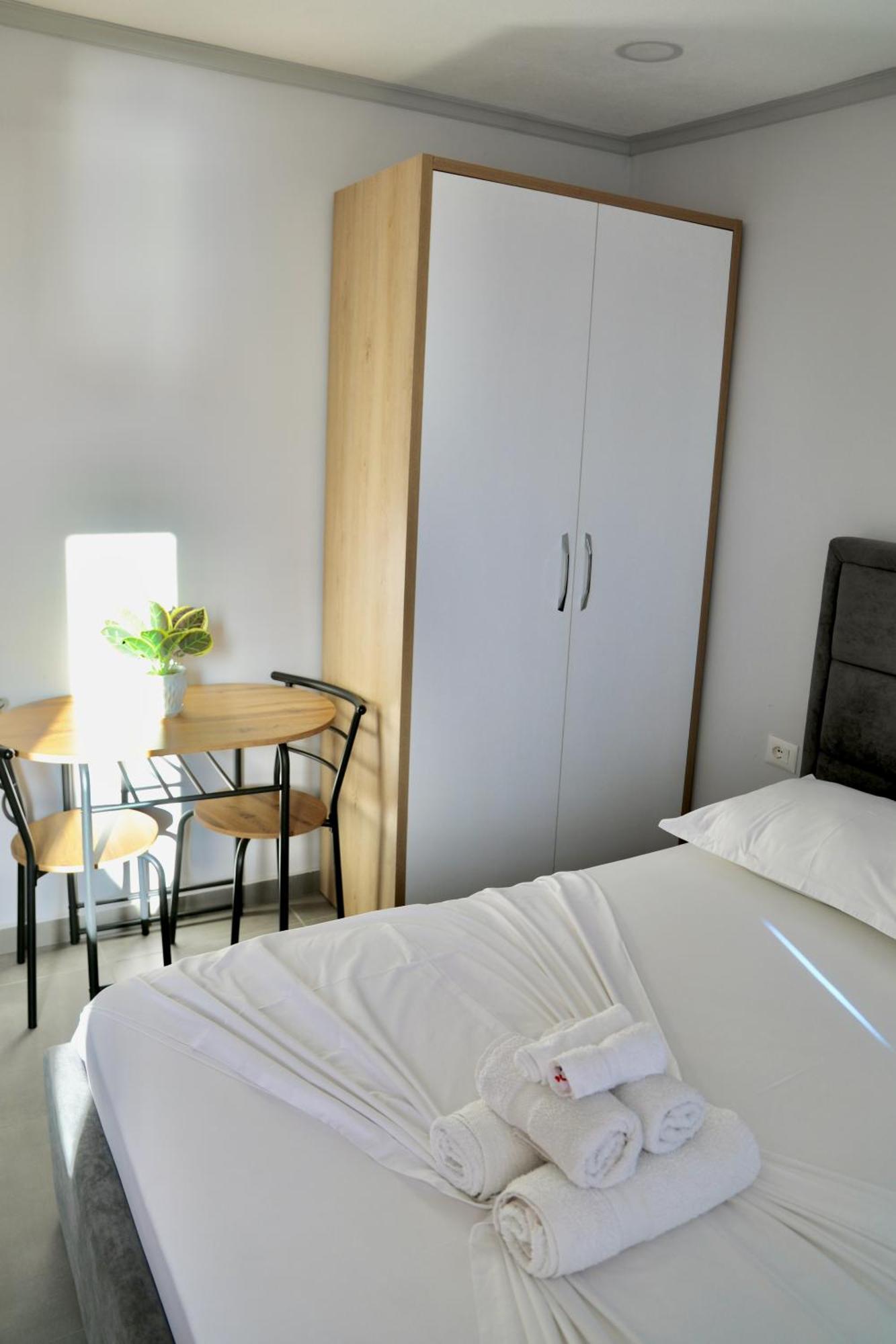 Sea View Apartments Golem  Esterno foto