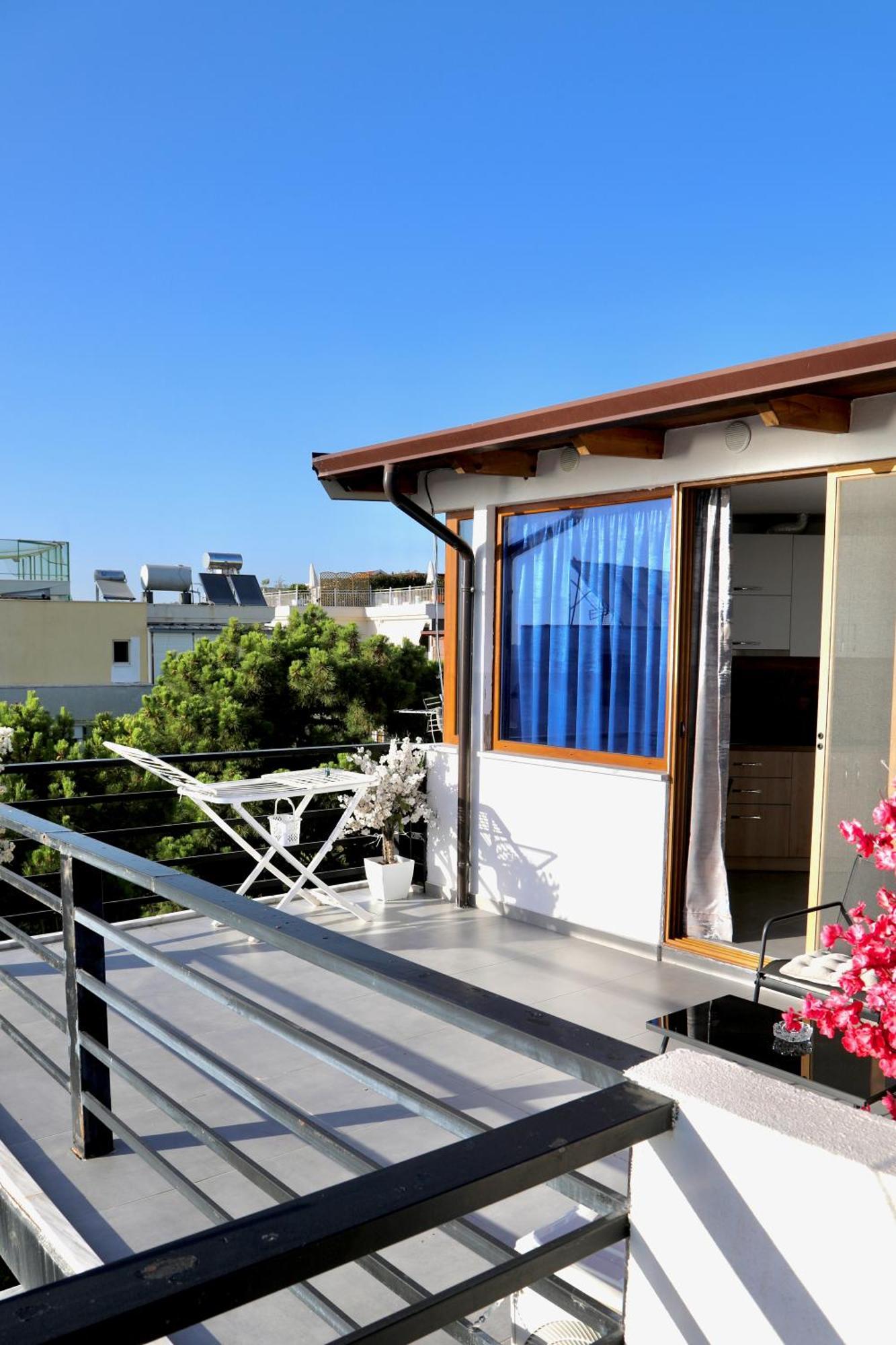 Sea View Apartments Golem  Esterno foto